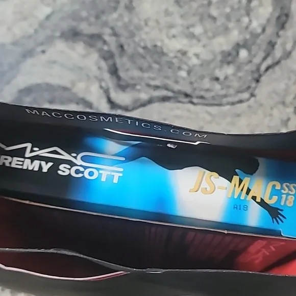 Jeremy Scott MAC Pallet, Discontinued & Sold Out, New in Box - Picture 5 of 15